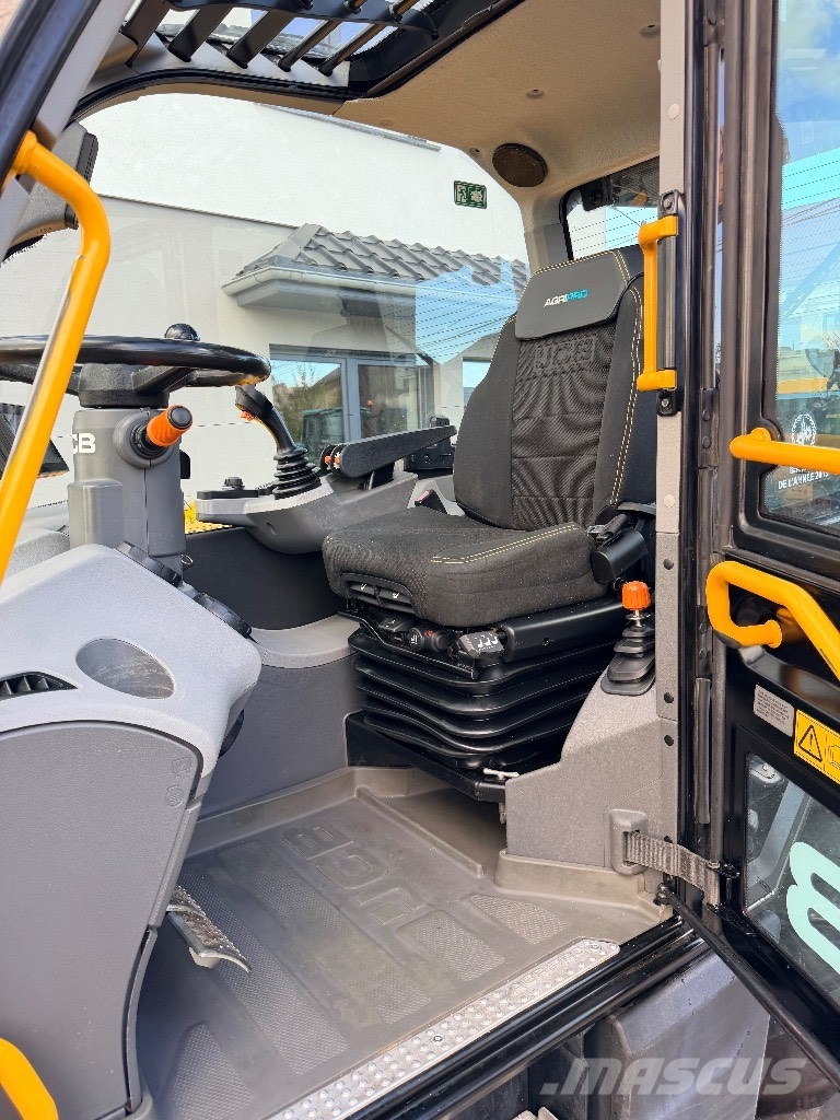 JCB 560-80 AGRI PRO Телескопические погрузчики