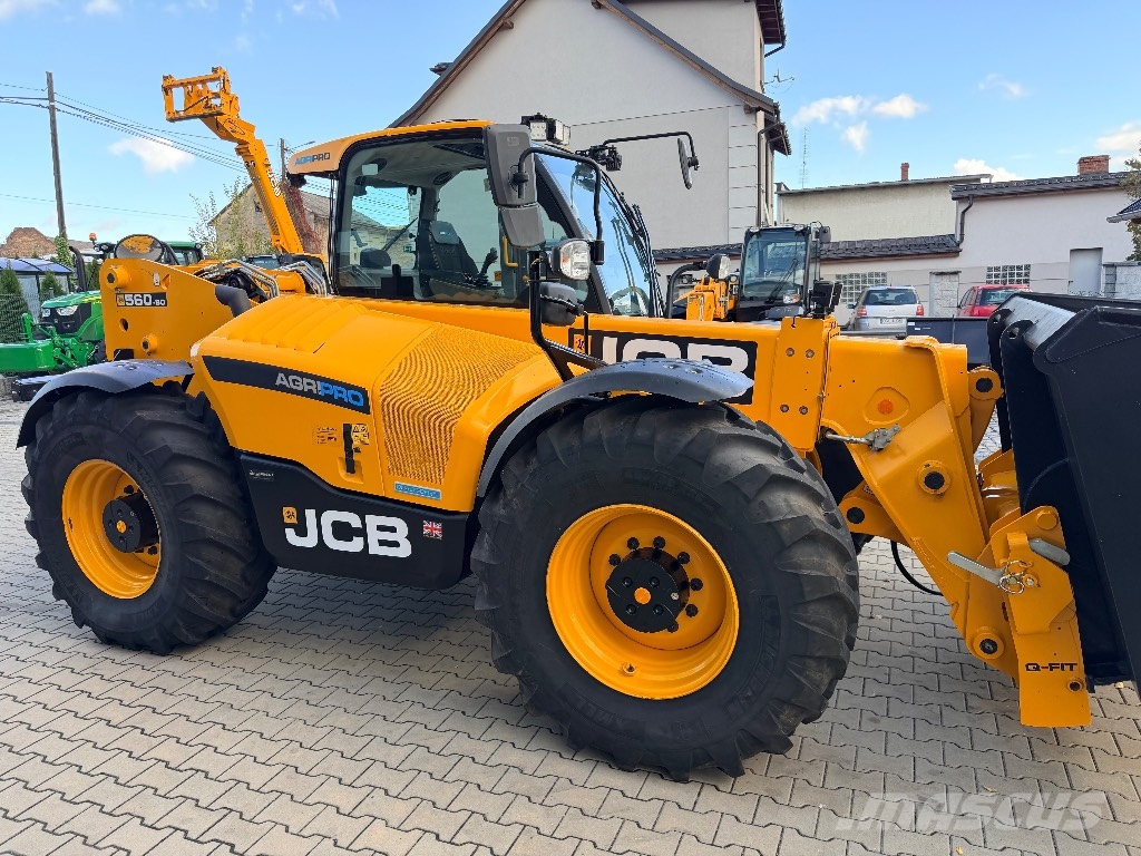 JCB 560-80 AGRI PRO Телескопические погрузчики