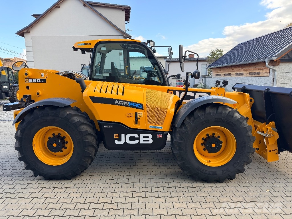 JCB 560-80 AGRI PRO Телескопические погрузчики