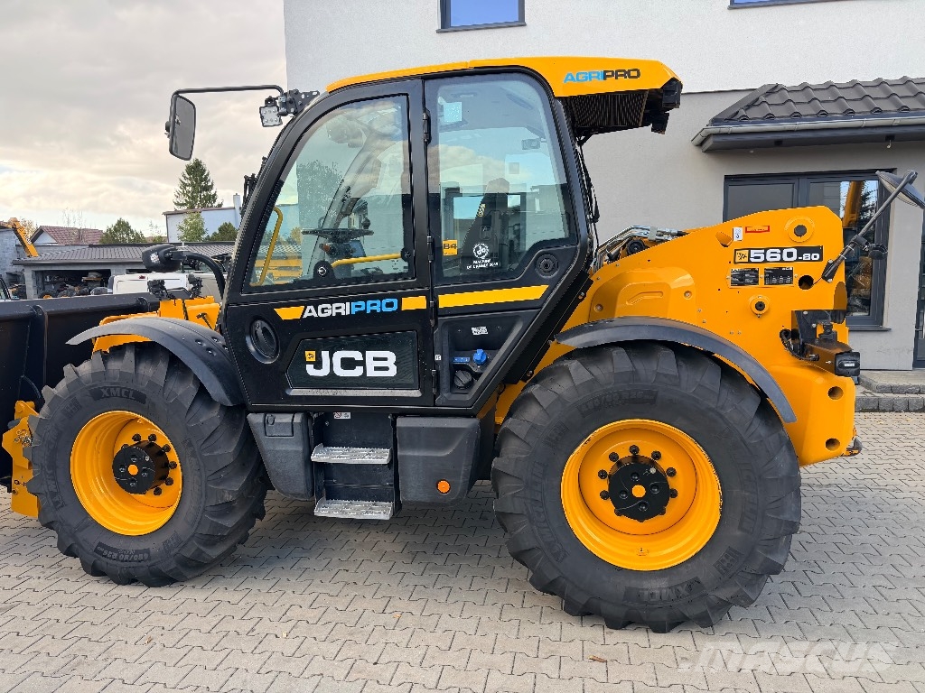 JCB 560-80 AGRI PRO Телескопические погрузчики