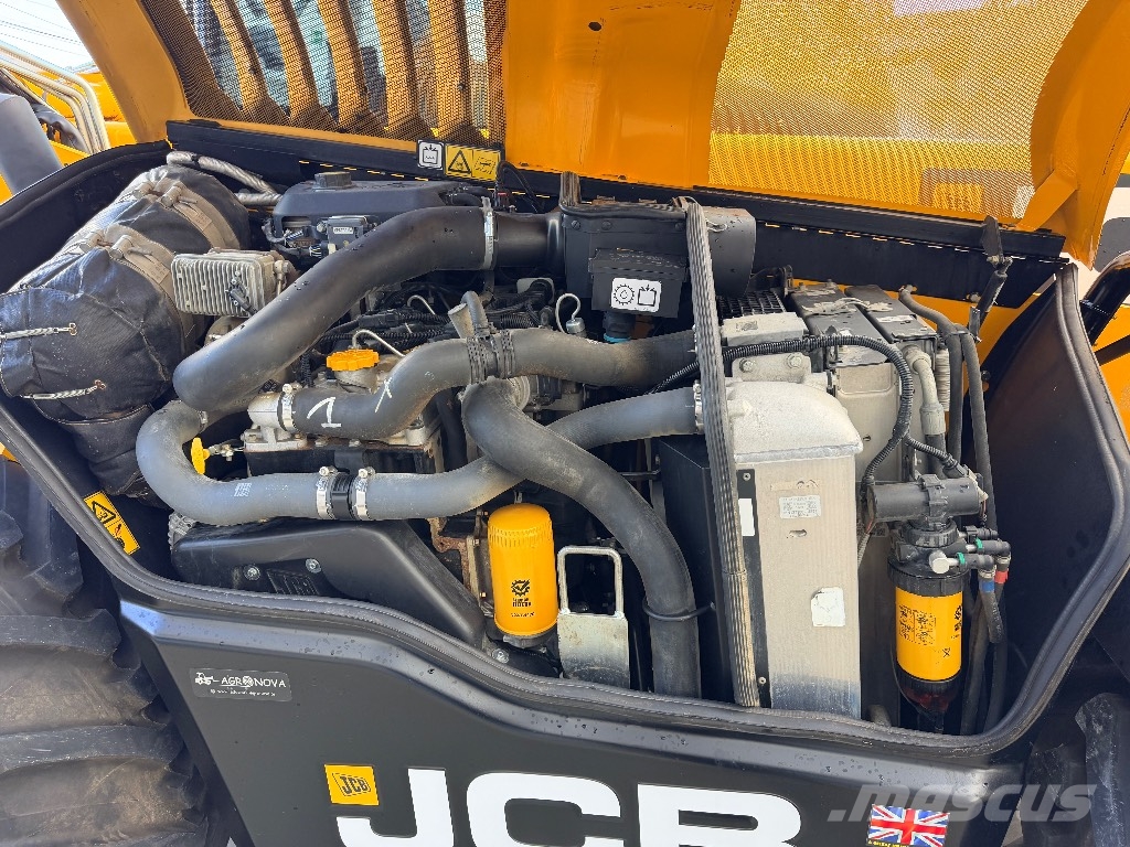 JCB 560-80 AGRI PRO Телескопические погрузчики