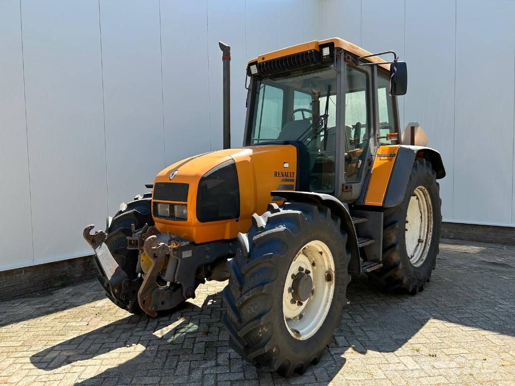 Renault Temis 550X Traktoren