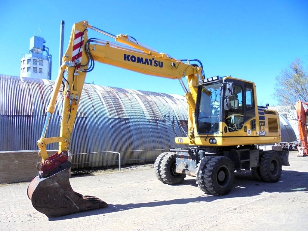 Komatsu PW 160-10 Bageri točkaši