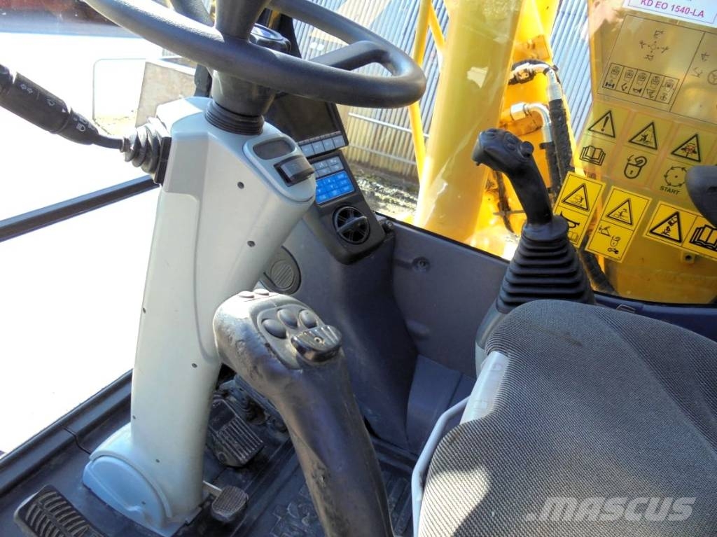 Komatsu PW 160-10 Bageri točkaši