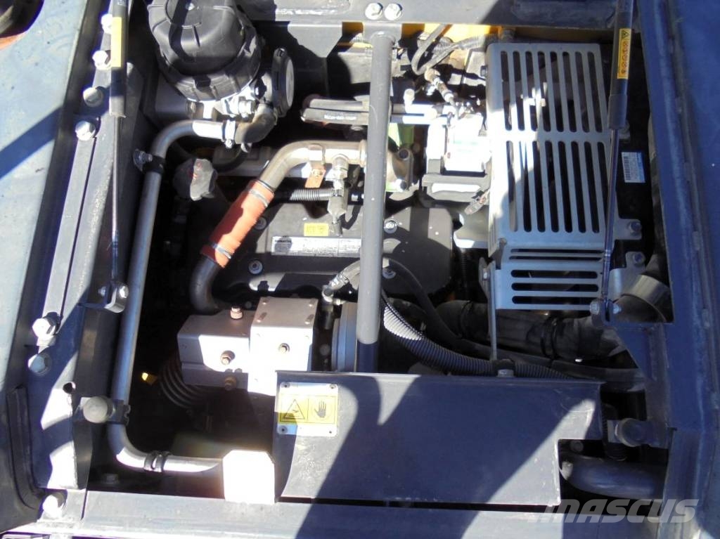 Komatsu PW 160-10 Bageri točkaši