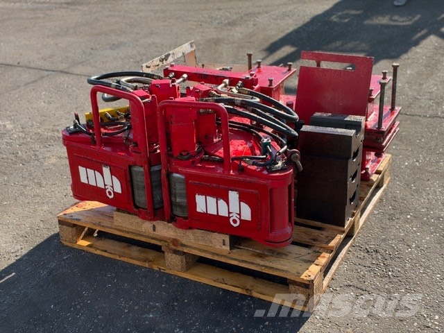 Bulldog AUTOMATED IRON ROUGHNECKS Комплектующие и запасные части для бурильных установок