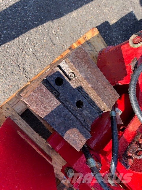 Bulldog AUTOMATED IRON ROUGHNECKS Комплектующие и запасные части для бурильных установок