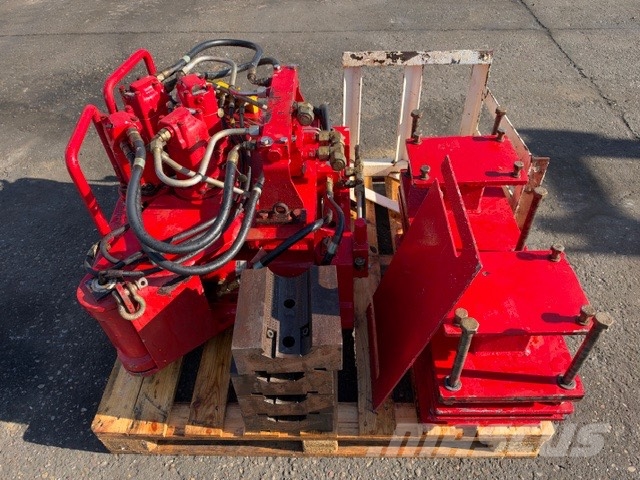 Bulldog AUTOMATED IRON ROUGHNECKS Комплектующие и запасные части для бурильных установок