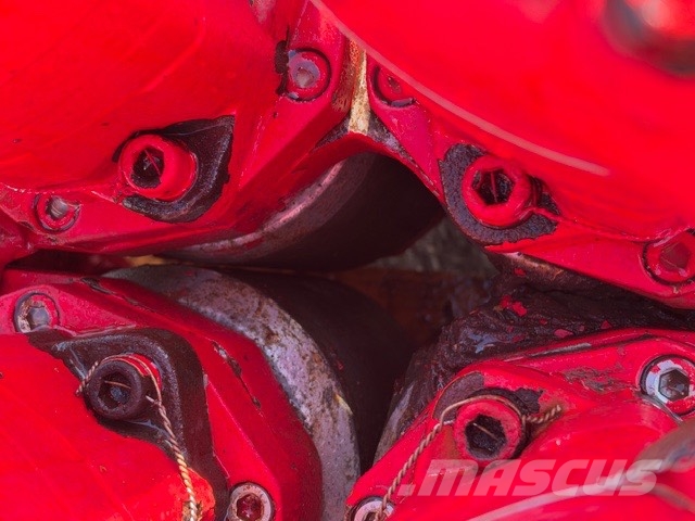 Bulldog AUTOMATED IRON ROUGHNECKS Комплектующие и запасные части для бурильных установок