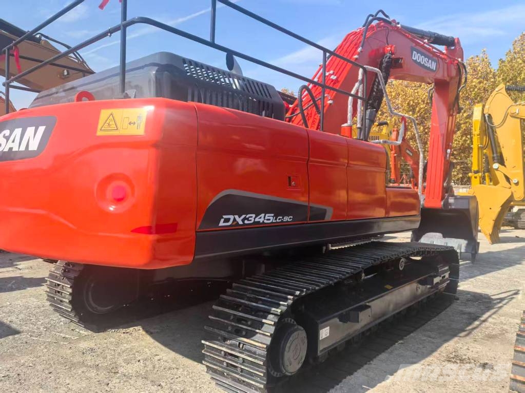 Doosan DX 345 LC-9C Гусеничні екскаватори