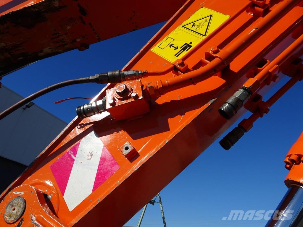 Hitachi ZX210W-3 Mobilbagger