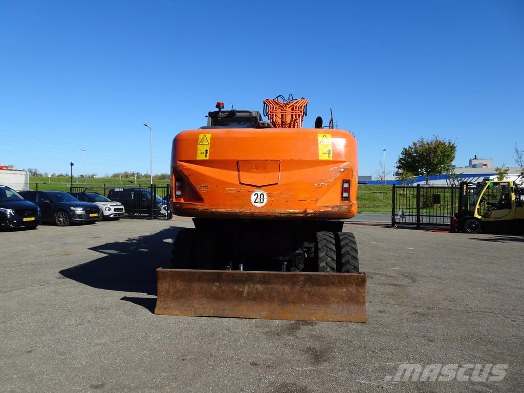 Hitachi ZX210W-3 Mobilbagger