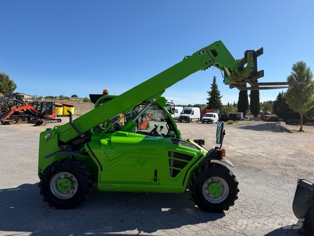 Merlo P 27.6 Teleskoplastare