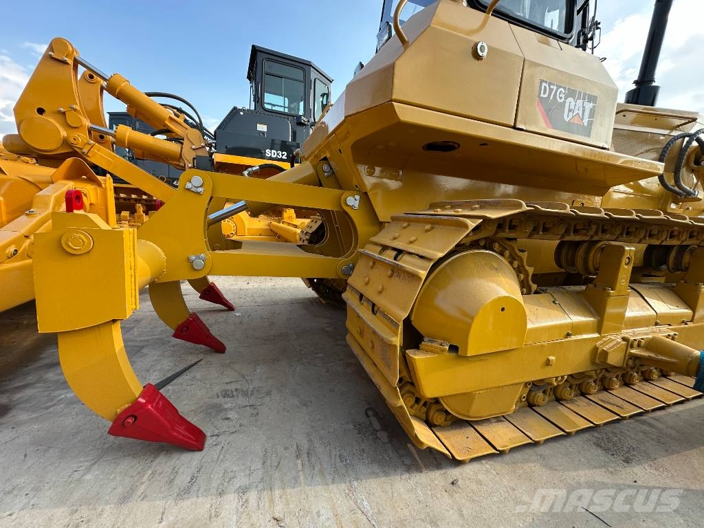 CAT D7G Shanghai largest supplier lánctalpas dózerek