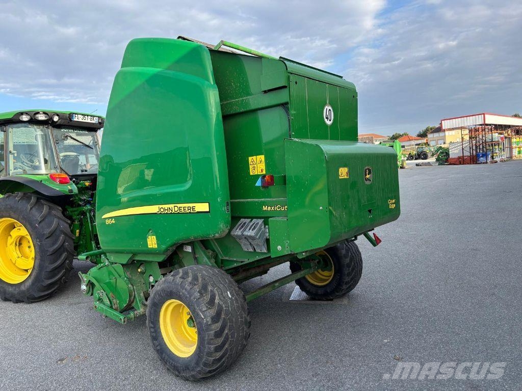John Deere 864 MAXICUT 13 COUTEAUX Lisy na okrúhle balíky