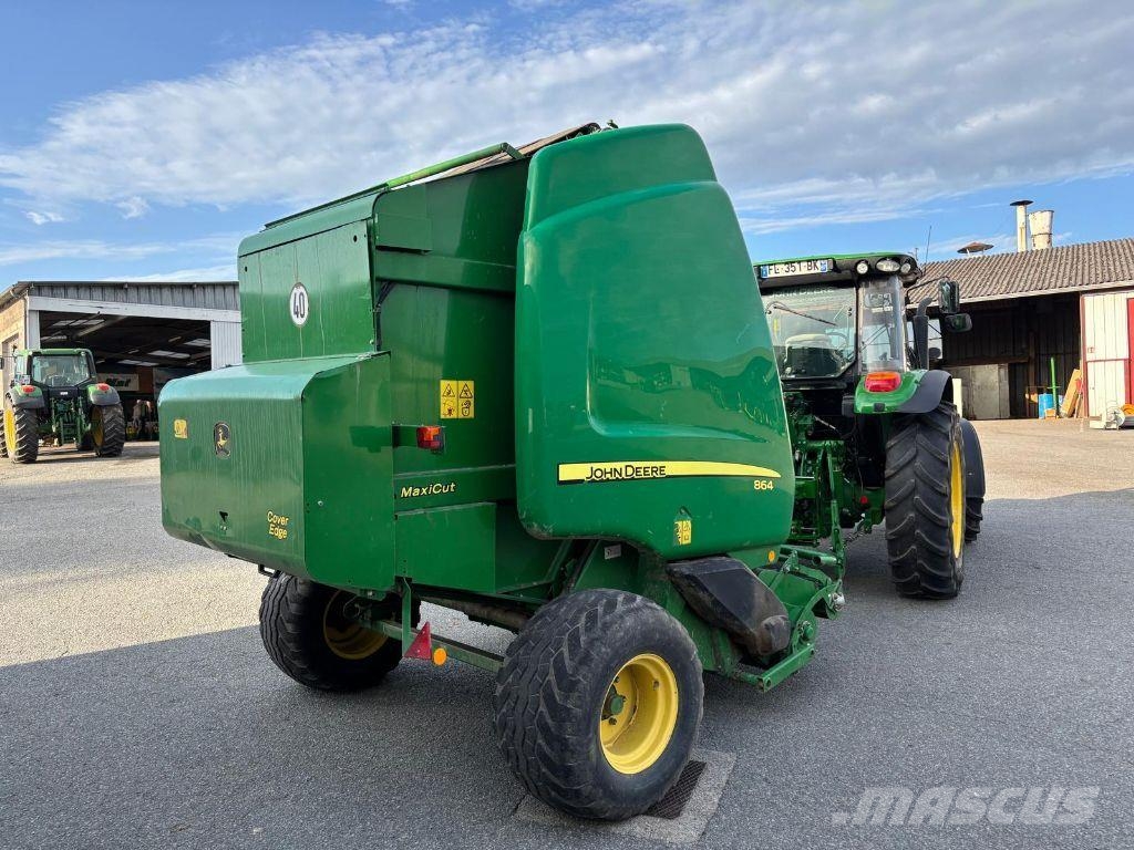John Deere 864 MAXICUT 13 COUTEAUX Lisy na okrúhle balíky