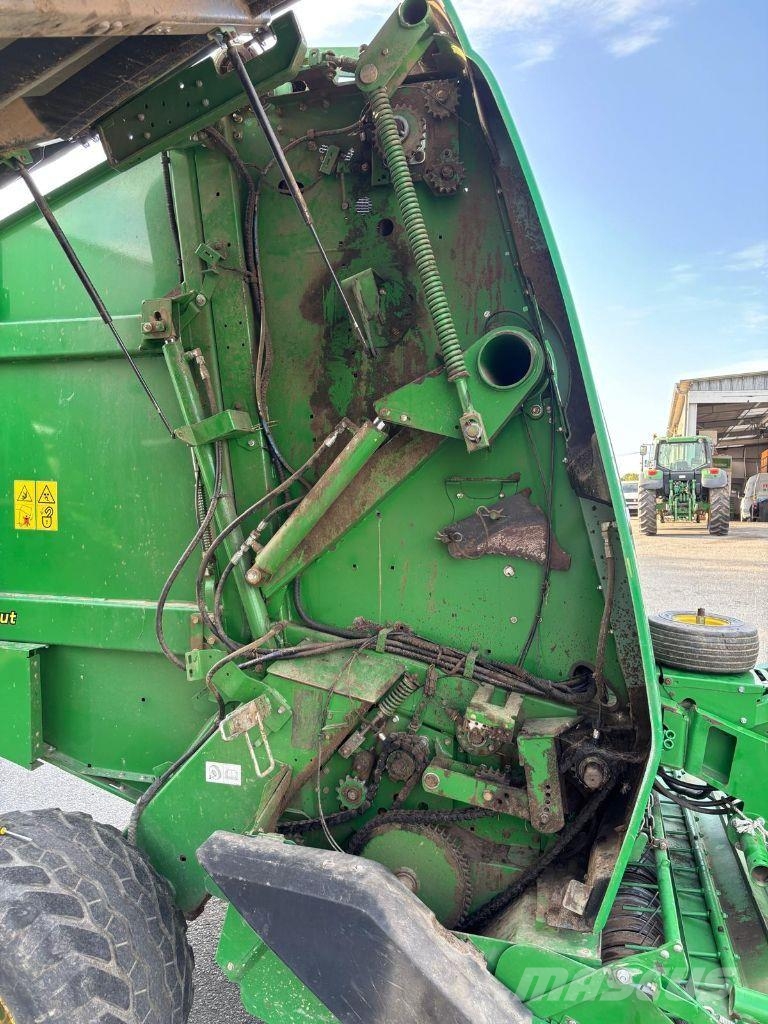 John Deere 864 MAXICUT 13 COUTEAUX 원형 곤포기
