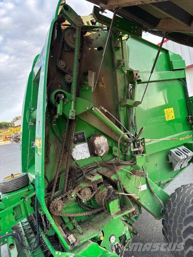 John Deere 864 MAXICUT 13 COUTEAUX 원형 곤포기
