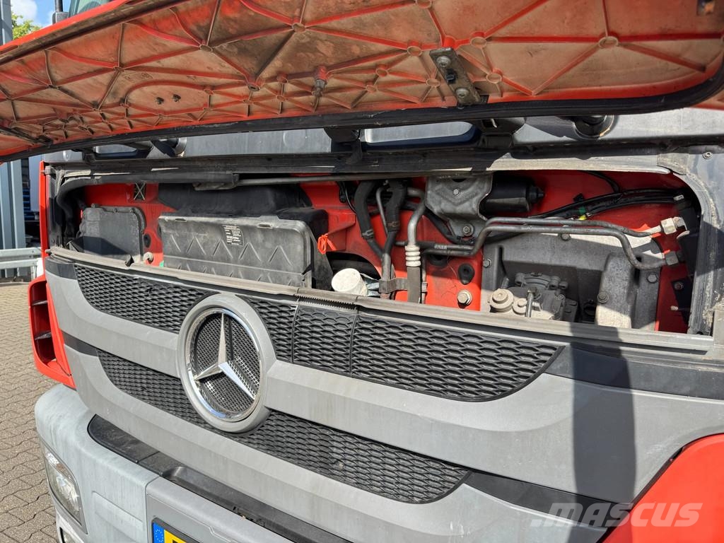 Mercedes-Benz Axor 1824 Carrier Xarios 600 / Laadklep Euro 5 Skåpbilar Kyl/Frys/Värme