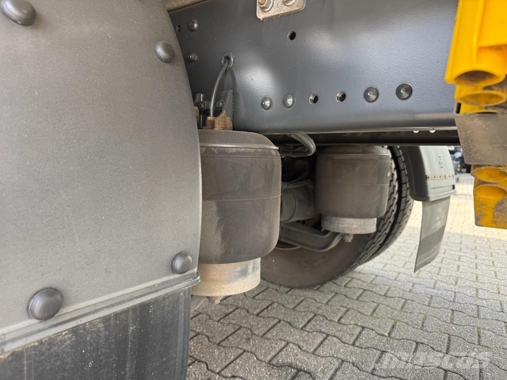 Mercedes-Benz Axor 1824 Carrier Xarios 600 / Laadklep Euro 5 Skåpbilar Kyl/Frys/Värme