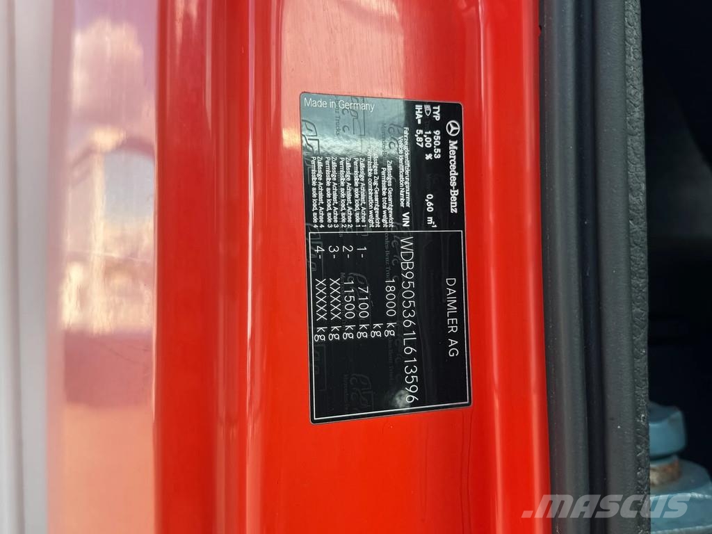 Mercedes-Benz Axor 1824 Carrier Xarios 600 / Laadklep Euro 5 Skåpbilar Kyl/Frys/Värme