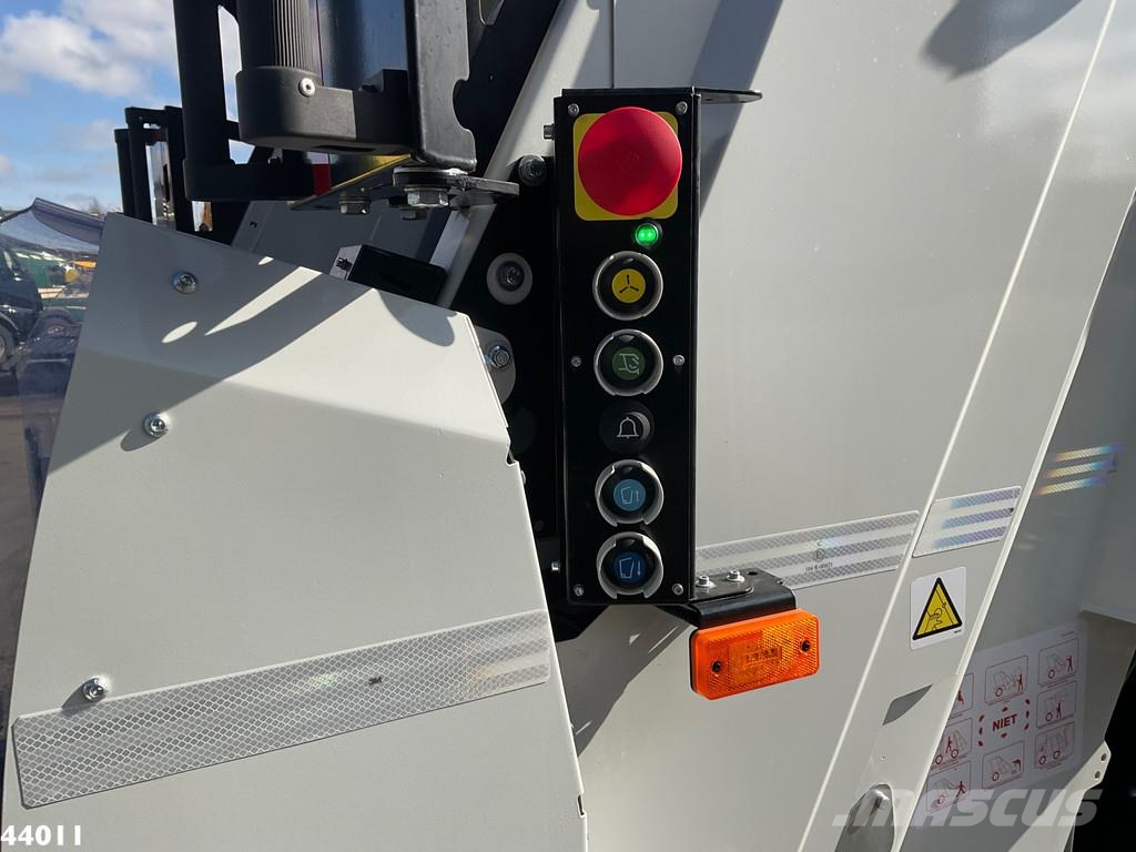 Fuso Canter Terberg 7 m³ Smetiarske vozidlá