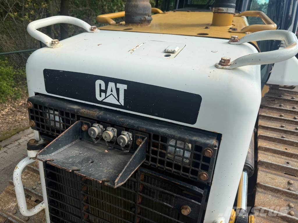 CAT D6N XL Bulldozer