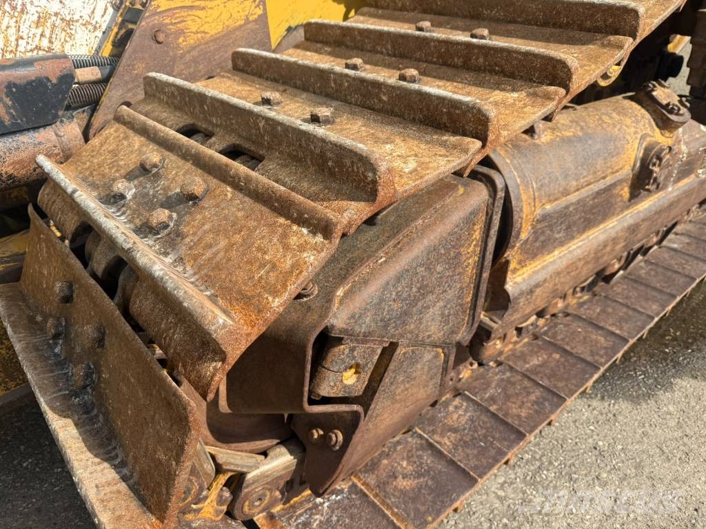 CAT D6N XL Bulldozer