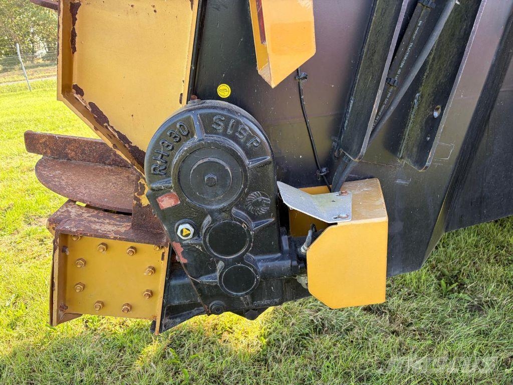 Gyrax MATADOR 155 Distribuitoare de ingrasamant