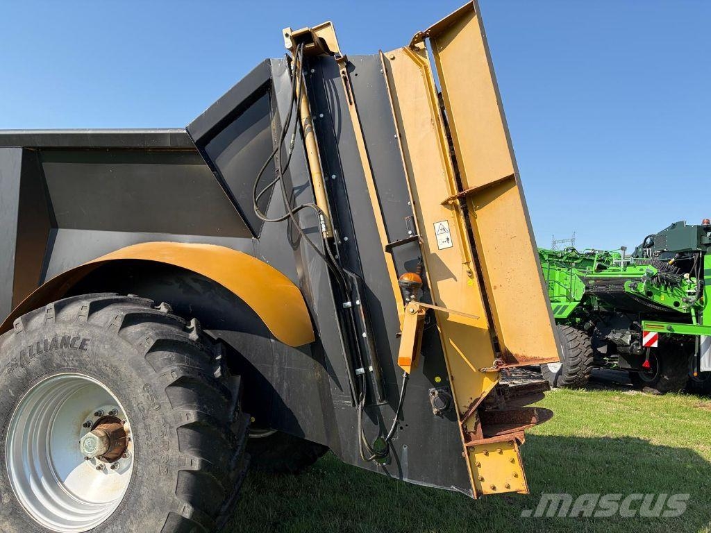 Gyrax MATADOR 155 Distribuitoare de ingrasamant