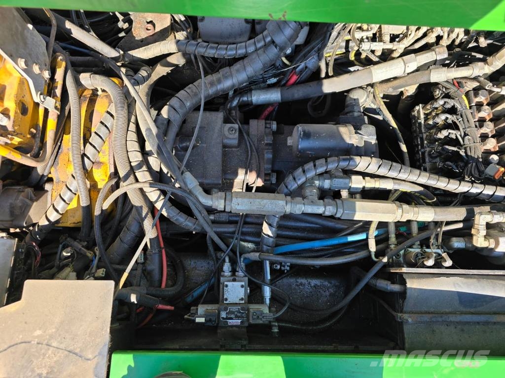 John Deere 1490 D Skotare