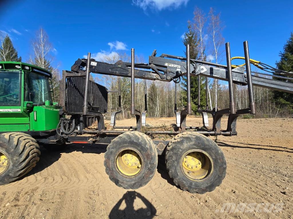 John Deere 1490 D Skotare