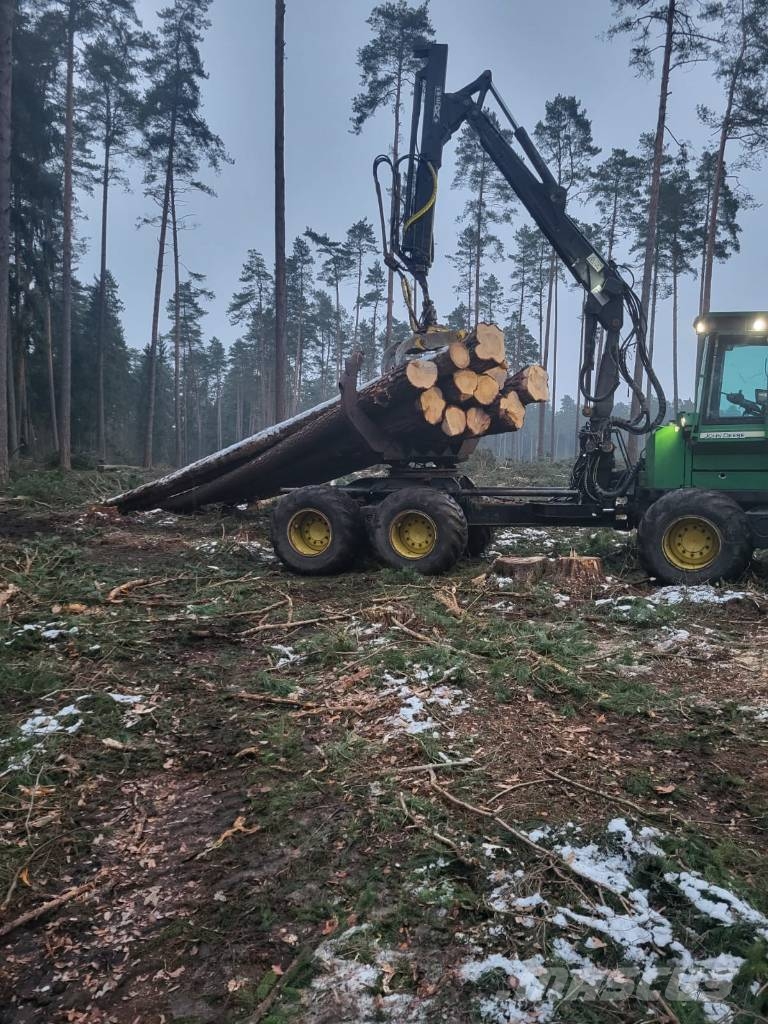 John Deere 1490 D Skotare