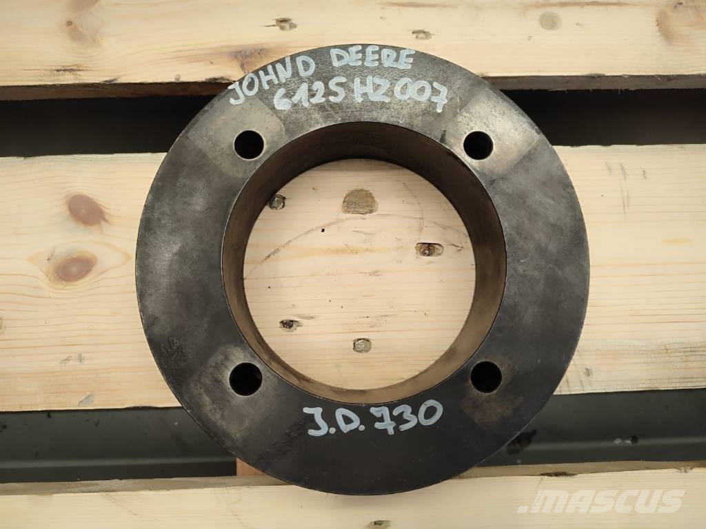 John Deere 6125HZ007 engine crankshaft pulley R133879 Mootorid
