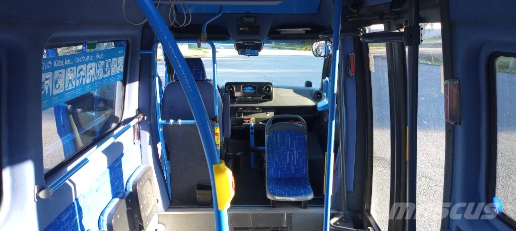 Mercedes-Benz Sprinter 516 CDI 16+1 Minibussit