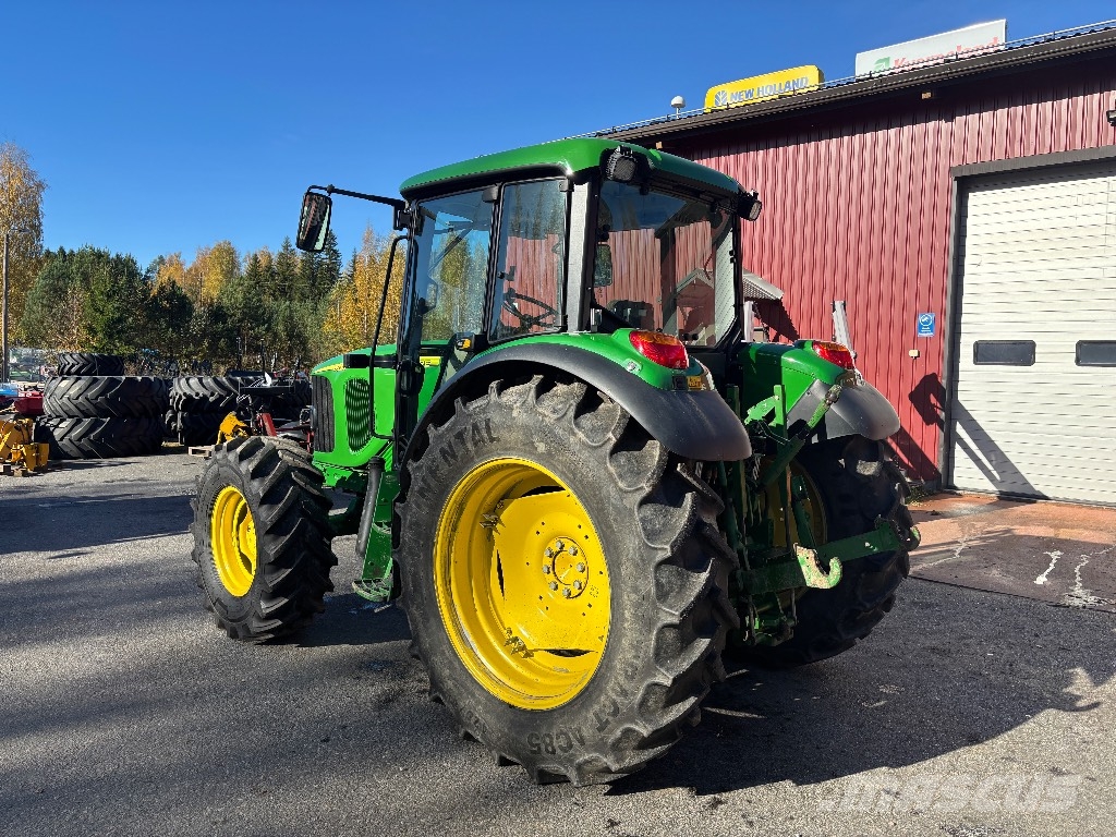 John Deere 6320 SE Traktorit