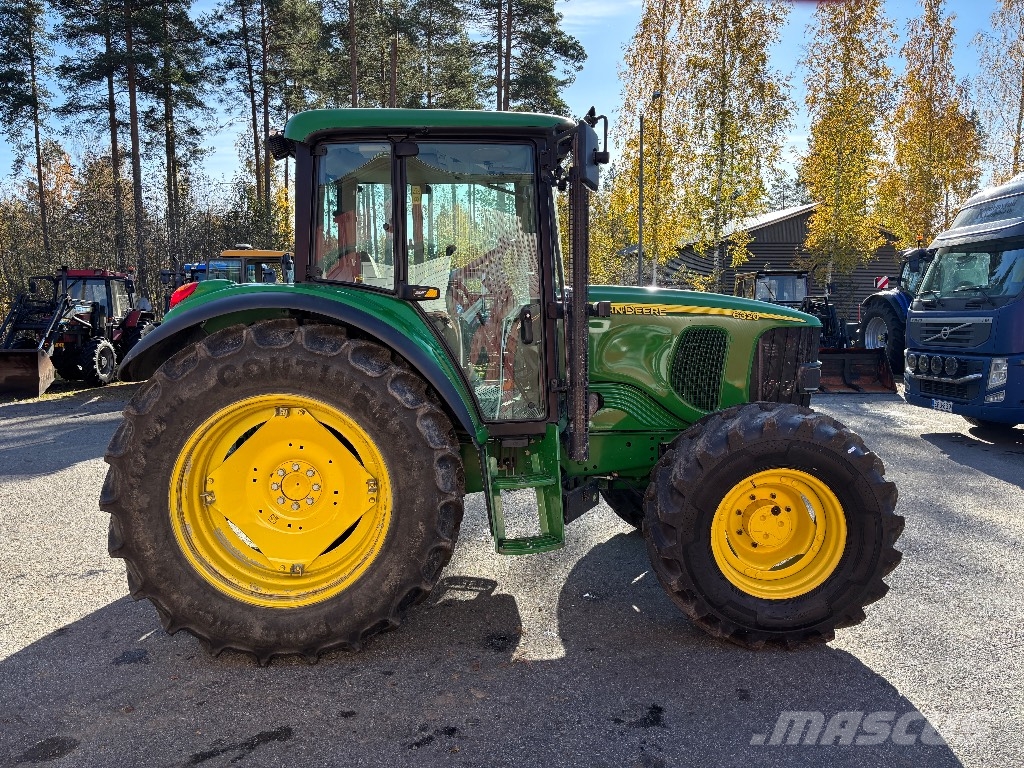 John Deere 6320 SE Traktorit