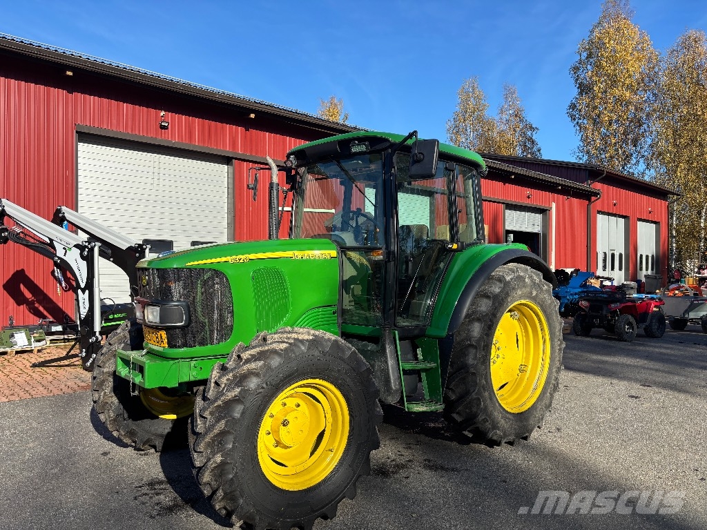 John Deere 6320 SE Traktorit