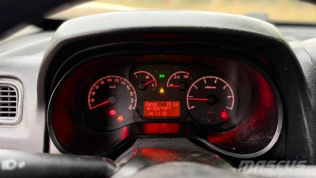 Opel Combo Otomobiller