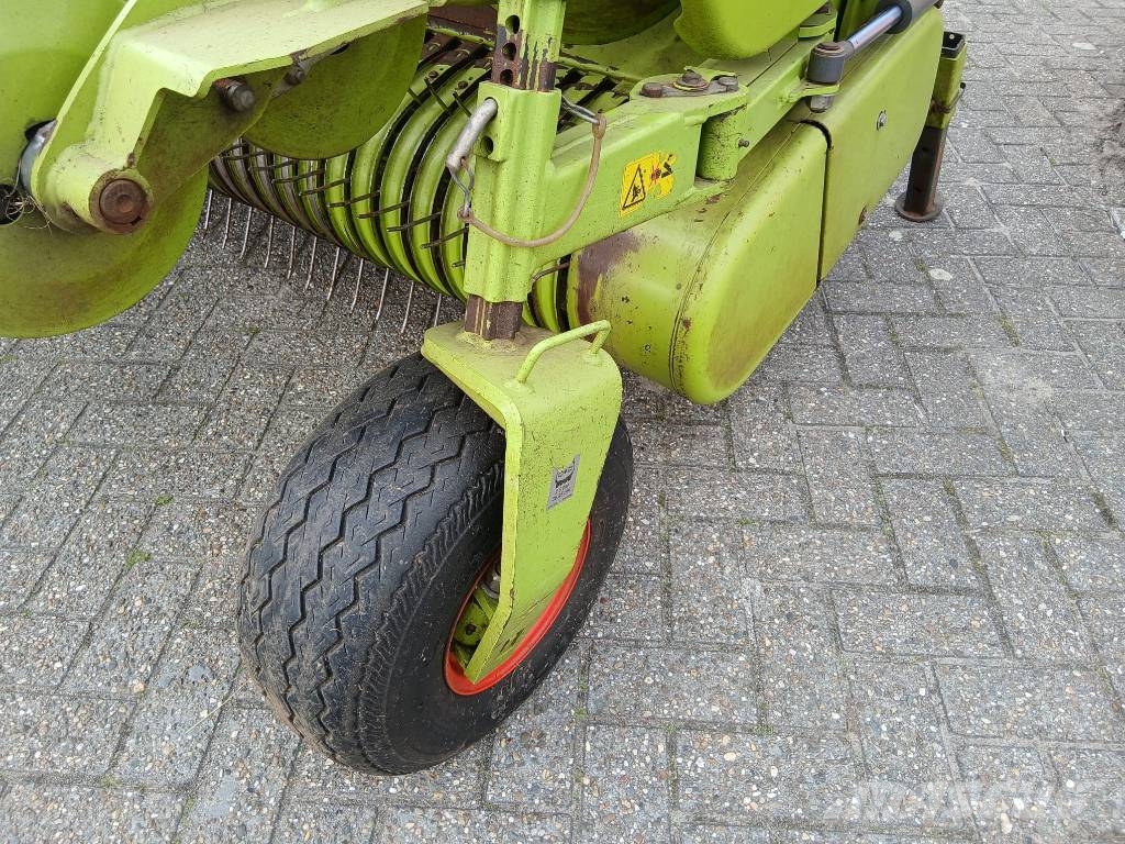 CLAAS Pick-up 300 PRO T Skärbord