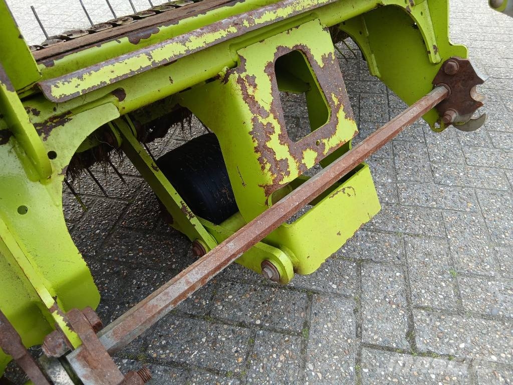 CLAAS Pick-up 300 PRO T Skärbord