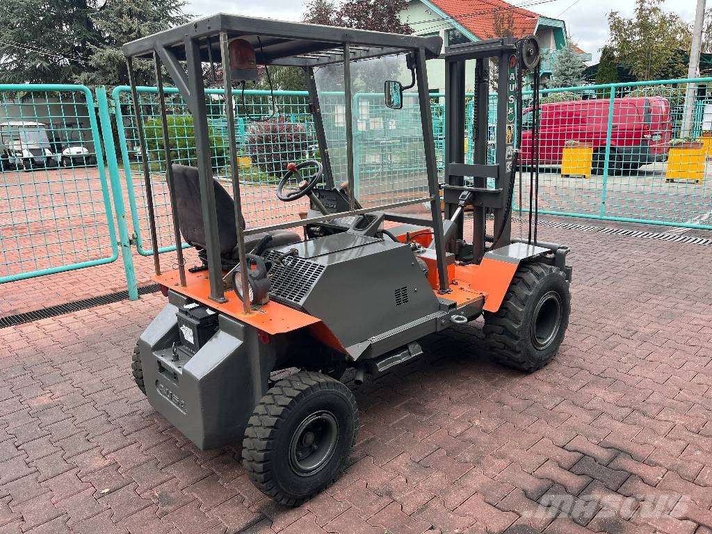 Ausa CE11 2WD V-4171 IO 험지용 트럭