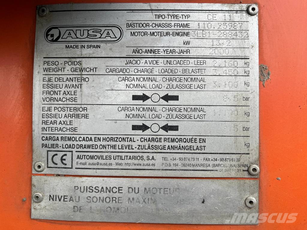 Ausa CE11 2WD V-4171 IO 험지용 트럭