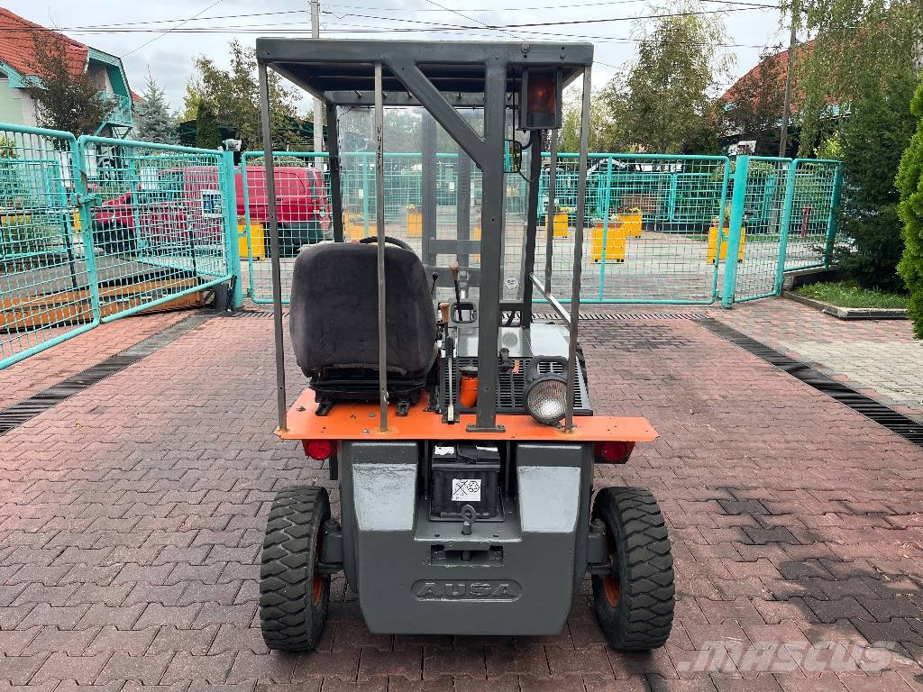 Ausa CE11 2WD V-4171 IO 험지용 트럭