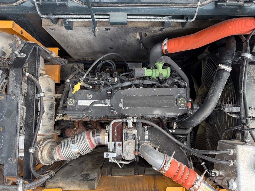 Hyundai HX 260 NL - HX 260 L - HX 220 L - HX 300 L Bagri goseničarji
