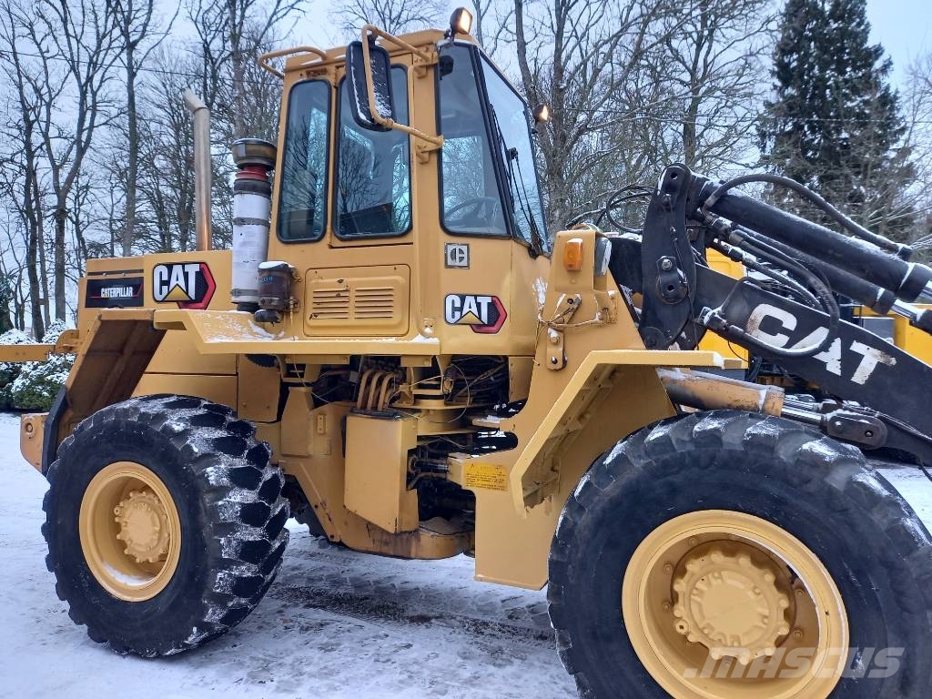 CAT IT 28 B Radlader