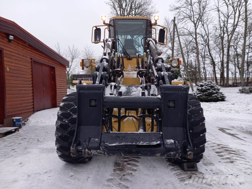 CAT IT 28 B Radlader