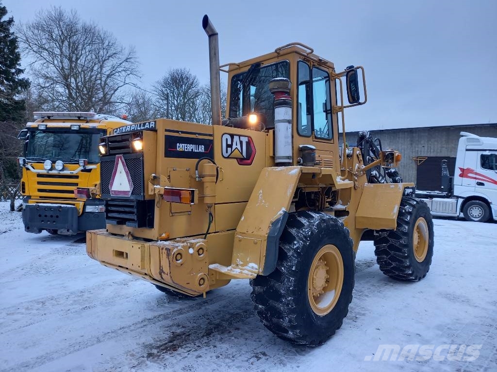 CAT IT 28 B Radlader