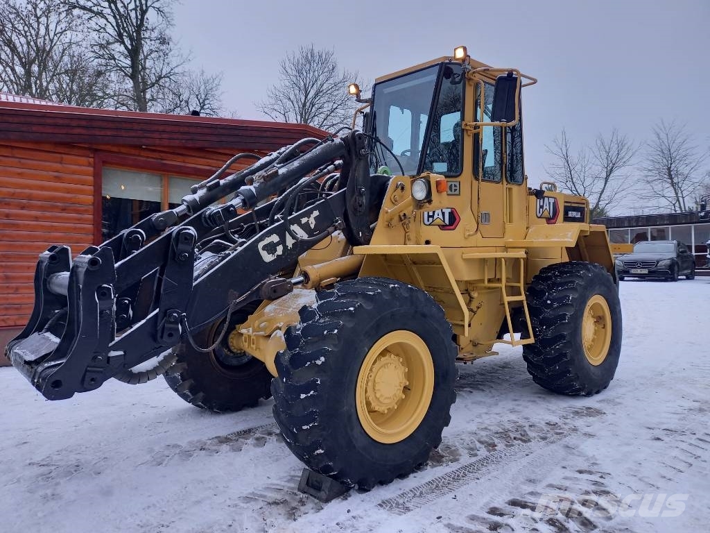 CAT IT 28 B Radlader