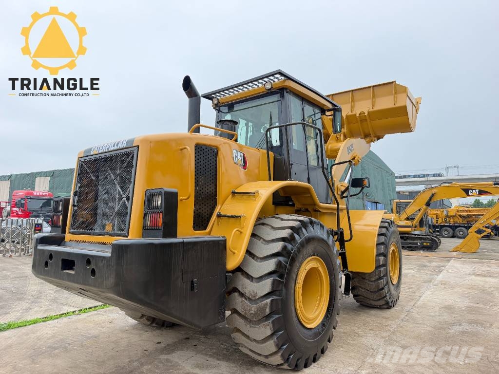 CAT 980 H Gumikerekes homlokrakodók